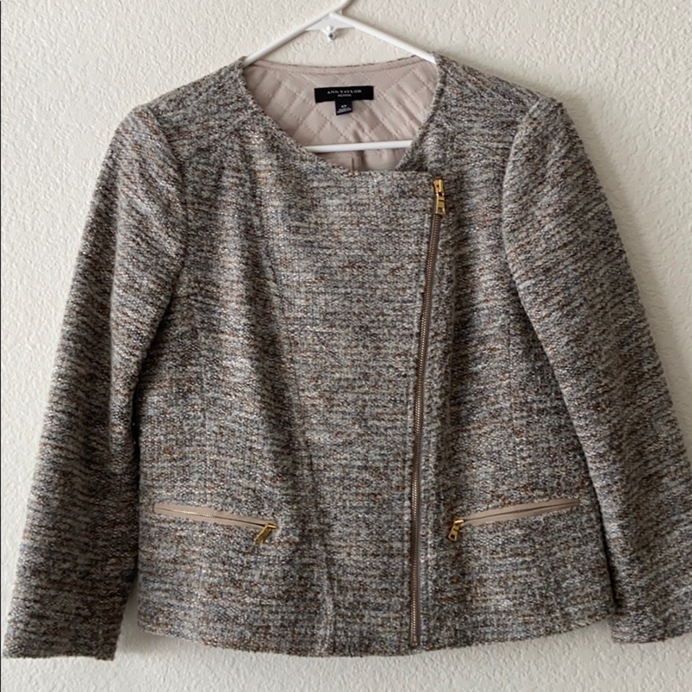 Ann Taylor zippered suit jacket